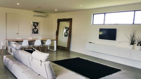 Zebula Gloucester - Accommodation Redcliffe 2