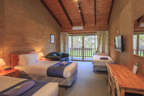 The Koorabup Motel - Accommodation Redcliffe 1