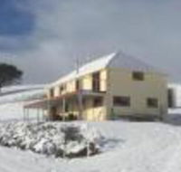 28 gates Luxury Farmstay  Fishery - Accommodation Redcliffe