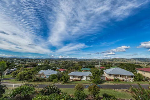 Boonah Hilltop Cottage - Accommodation Redcliffe 5