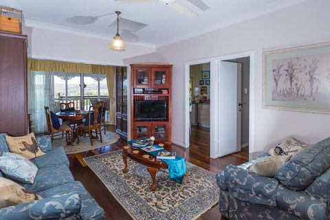 Boonah Hilltop Cottage - Accommodation Redcliffe 2