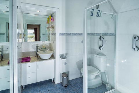 Boonah Hilltop Cottage - Accommodation Redcliffe 3