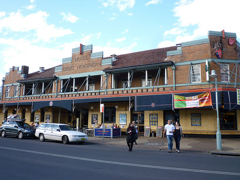 The Great Northern Hotel - Accommodation Redcliffe 2