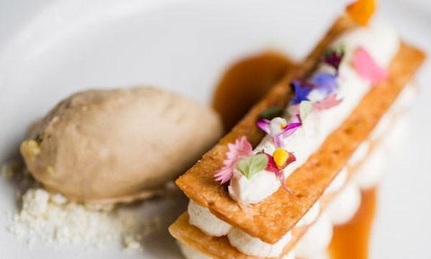 Garden Court Restaurant - Accommodation Redcliffe 6