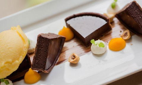 Garden Court Restaurant - Accommodation Redcliffe 7