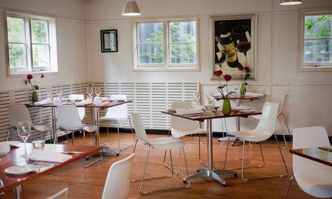Pod Food - Accommodation Redcliffe 11