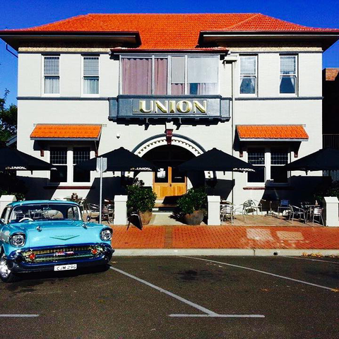 The Union Bar - Accommodation Redcliffe 16