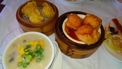 Gold Leaf Restaurant - Accommodation Redcliffe 0