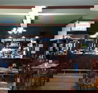Harts Victoria Hotel - Accommodation Redcliffe