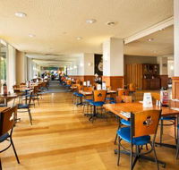 The Club Hotel - Accommodation Redcliffe