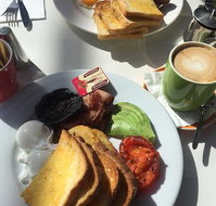 Main Sail Cafe Bar - Accommodation Redcliffe