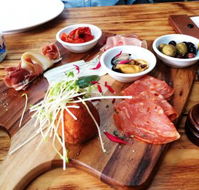 Cattinalla's Caffe  Wine Bar - Accommodation Redcliffe