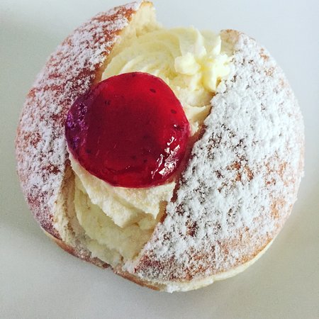 Daniel's Donuts - Accommodation Redcliffe 0