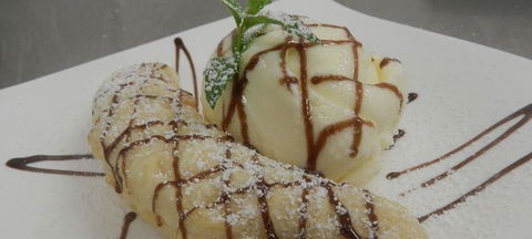 MexiCali Bar Y Taqueria - Accommodation Redcliffe 2