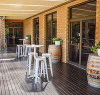 Club Savoy - Accommodation Redcliffe