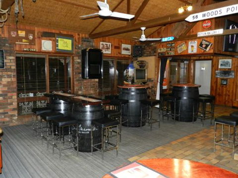 Courthouse Hotel - Accommodation Redcliffe 0