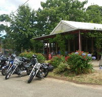 Deb's - Accommodation Redcliffe