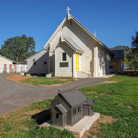 Eskdale ACT Accommodation Redcliffe