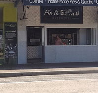 The Pie and Grind Bakehouse - Accommodation Redcliffe
