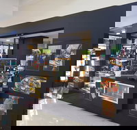 La Plaza Cafe - Accommodation Redcliffe