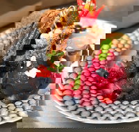 Vine and Grind - Accommodation Redcliffe