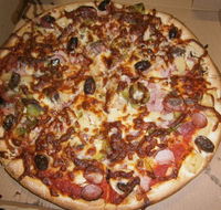 Quinny's Pizza  Pasta - Accommodation Redcliffe