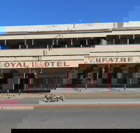 Theatre Royal Hotel - Accommodation Redcliffe