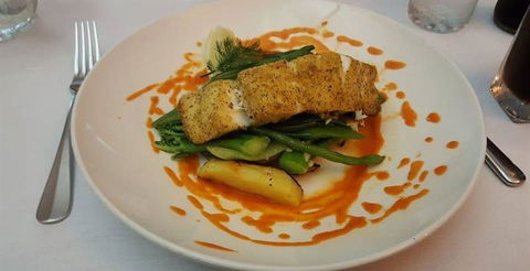 Barnacle Bill's Seafood Inn - Accommodation Redcliffe 0