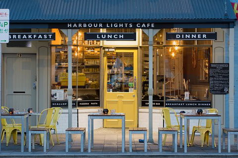 Harbour Lights Cafe - Accommodation Redcliffe 0