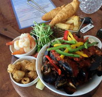 Sandy Cove Tavern - Accommodation Redcliffe