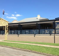 The Junction Inn Hotel - Accommodation Redcliffe