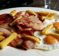 Central Cafe - Accommodation Redcliffe