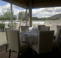 Water's Edge - Accommodation Redcliffe