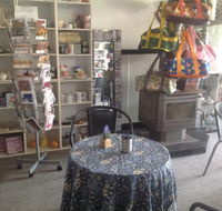 Loz's Coffee and Gifts - Accommodation Redcliffe