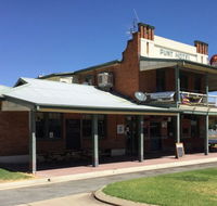 Punt Hotel - Accommodation Redcliffe