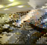 Restaurant  Bar 203 - Accommodation Redcliffe