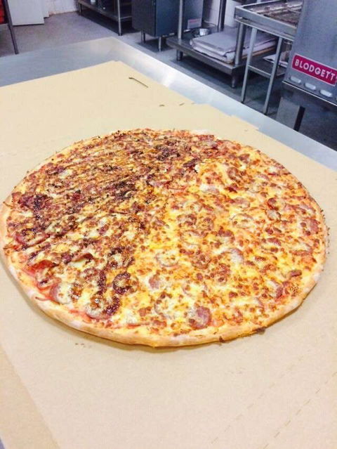 Rocky's Pizza - Accommodation Redcliffe 0
