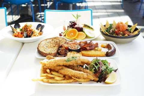Bluewater Cafe - Accommodation Redcliffe 0