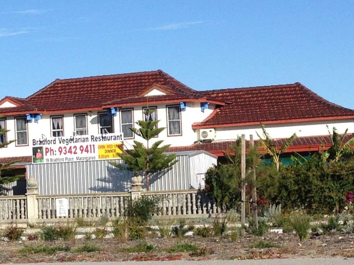 Marangaroo WA Accommodation Redcliffe