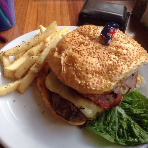 Chacho's - Accommodation Redcliffe 0