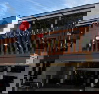 The Courtyard - Accommodation Redcliffe