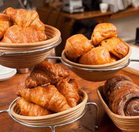 Black Star Pastry Galeries - Accommodation Redcliffe