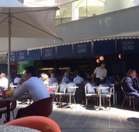 French Henri - Accommodation Redcliffe