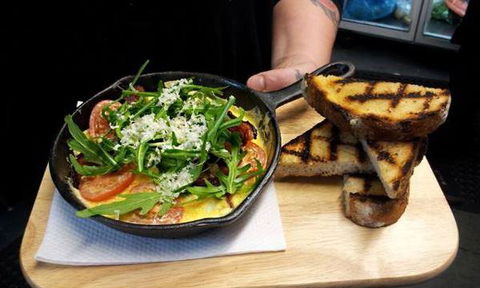 The Lansdowne Crescent Cafe - Accommodation Redcliffe 4