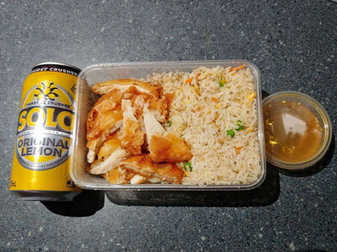 Burger Me - Accommodation Redcliffe 0