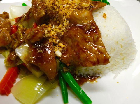 Darun Thai Restaurant - Accommodation Redcliffe 0