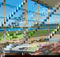 Zebu Bar and  Restaurant - Accommodation Redcliffe