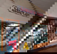 Lisle's Cafe - Accommodation Redcliffe