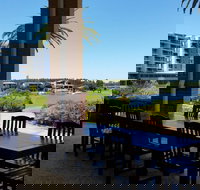 Signatures Restaurant and Bar - Accommodation Redcliffe