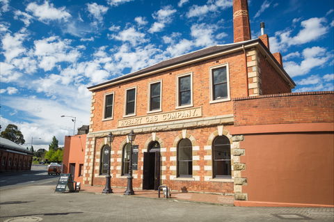 Gasworks Cellar Door Tasmanian Wine Experience - Accommodation Redcliffe 0